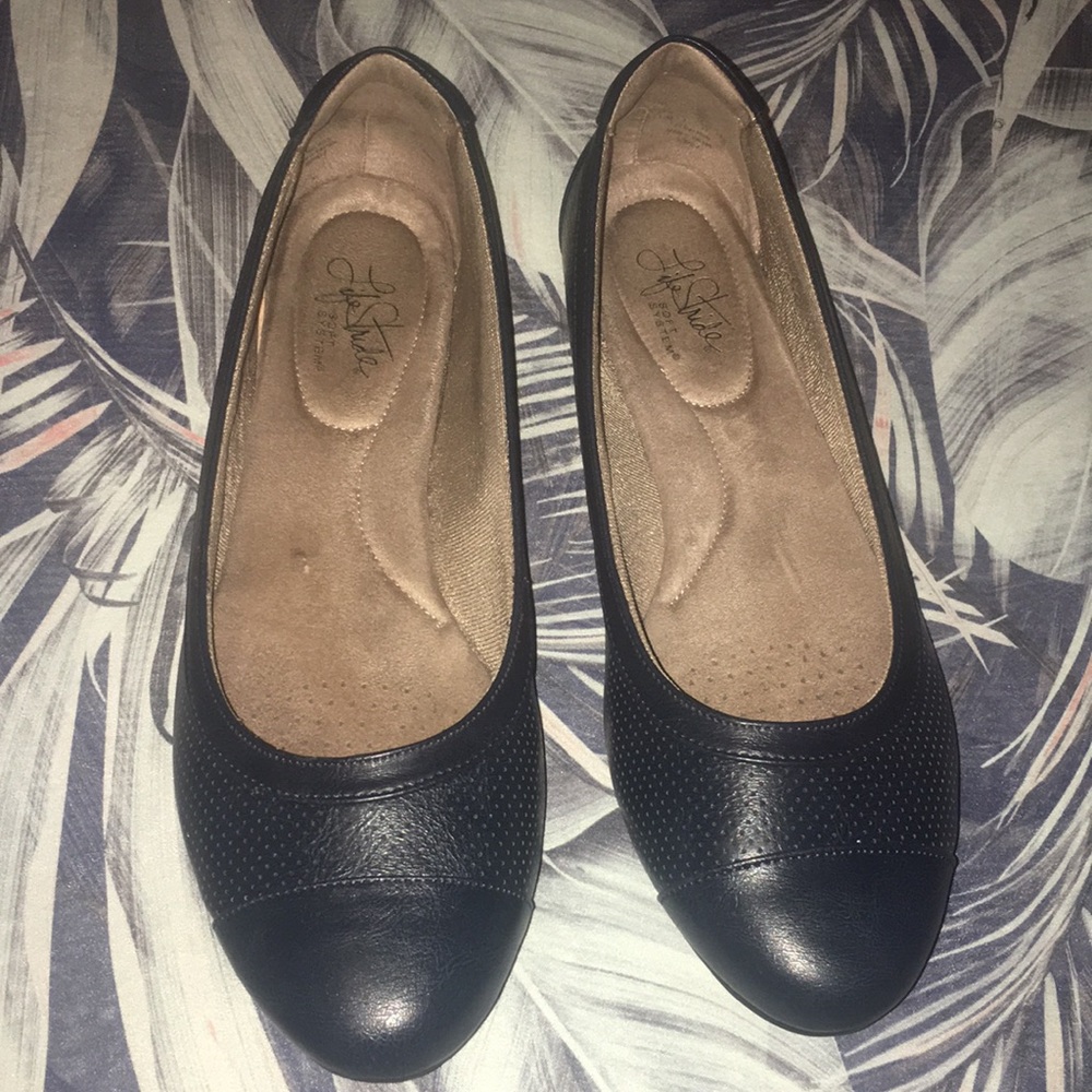 Comfy Navy Flats
